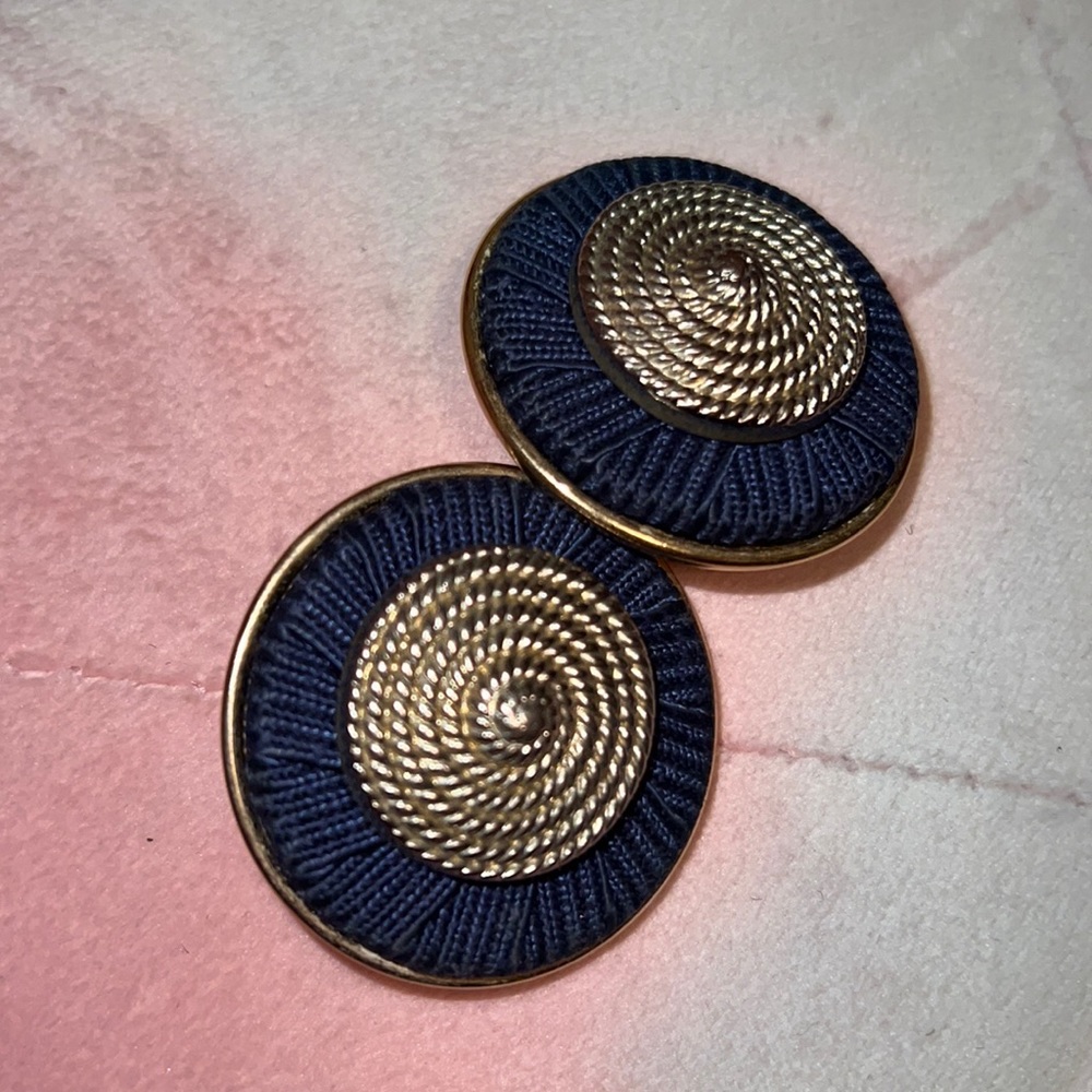 Vintage clip earrings